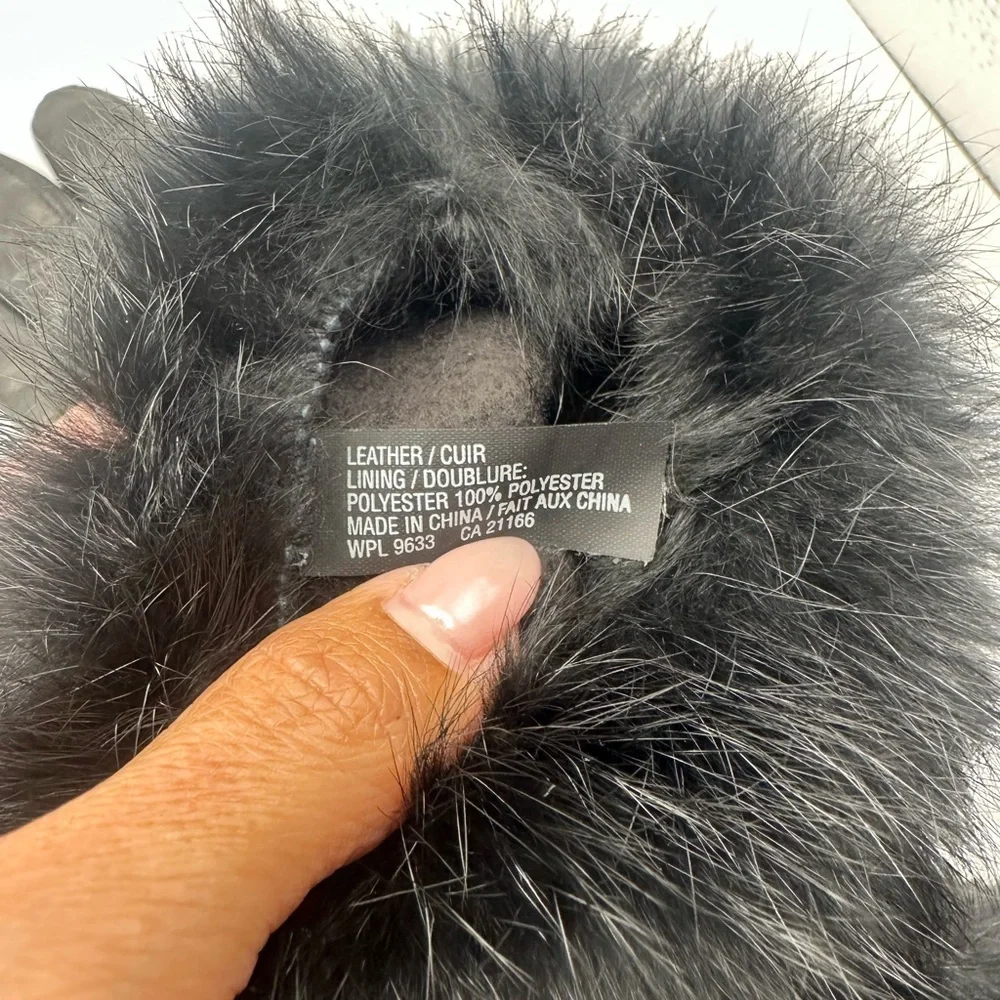 Black leather gloves with faux fur cuff trim